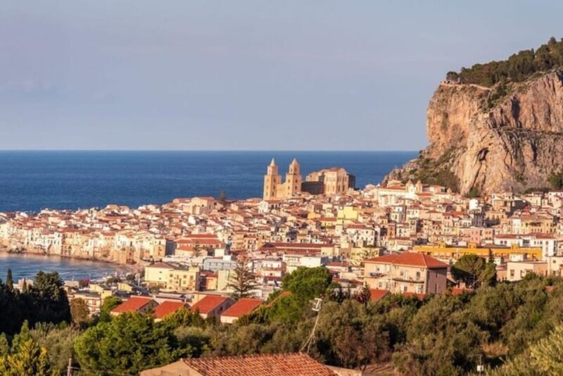 Catania Highlights Walking Tour With A Guide - Experience the Catania Fish Market