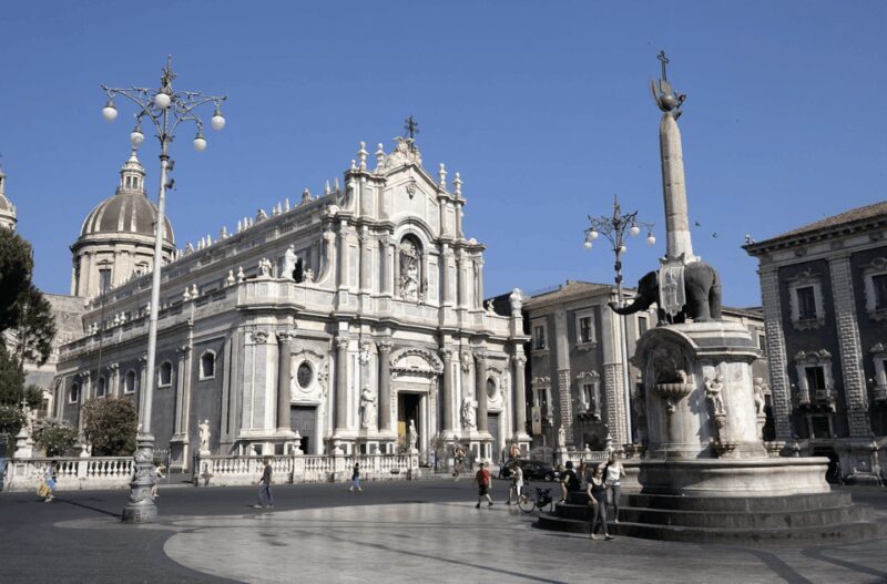 Catania Historic Center Walking Tour - Additional Information and Customization Options