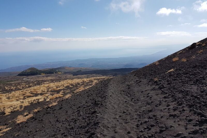 Catania: Mount Etna Trekking Trip off the Tourist Path - Dining and Refreshment Options