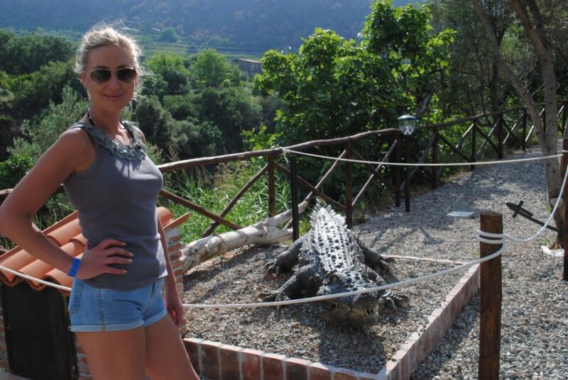 Catania: Mt. Etna Private Tour With Food and Wine Tasting - Mt. Etna Exploration
