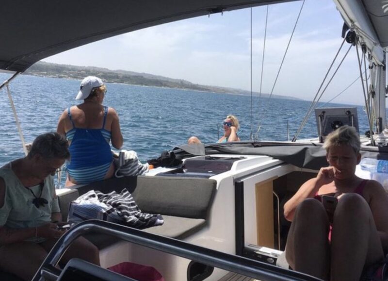 Catania: Sailing Tour With Lunch - Itinerary Highlights