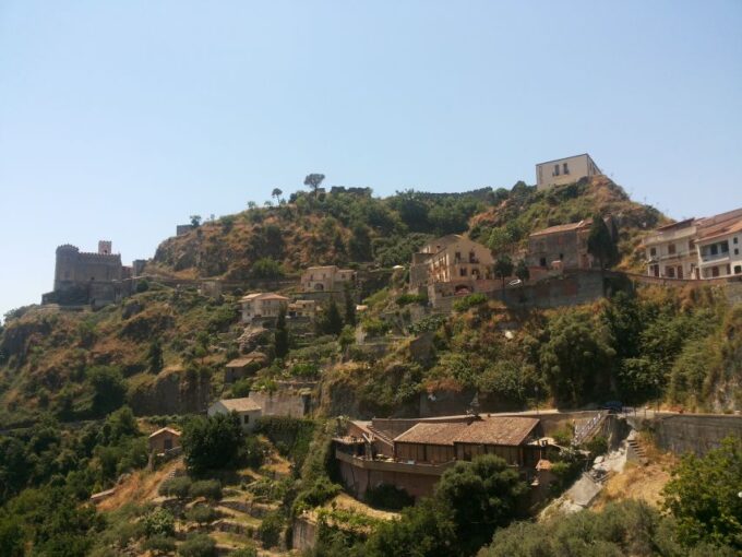 Catania: Savoca Godfather Tour & Taormina With Food Tasting - Exploring Medieval Savoca