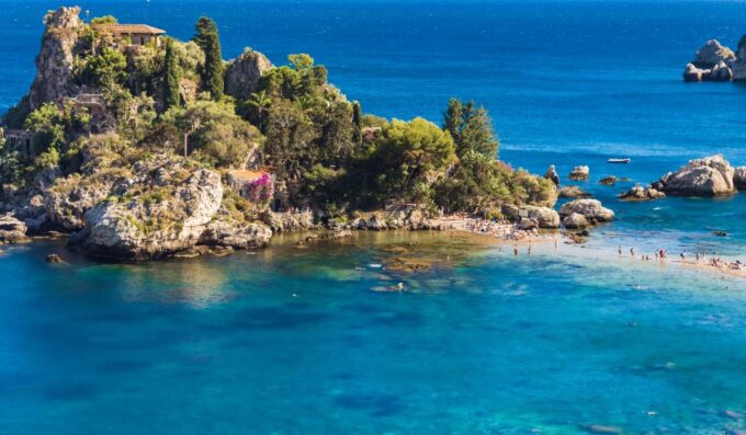 Catania: Taormina, Isola Bella, & Castelmola Full-Day Tour - Discovering Isola Bellas Beauty