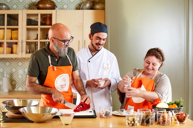 Cataplana for All: From Kitchen to the Table - Cataplanas Cultural Significance in the Algarve