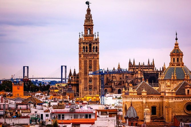 Cathedral of Seville English Guided Tour With Skip the Line & Access to Giralda - Confirmation and Accessibility