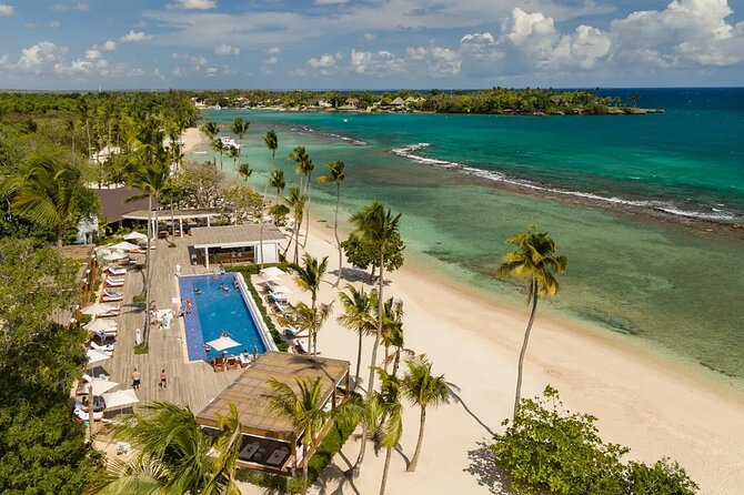 Cave of Wonders and Country House From Santo Domingo. - Key Points