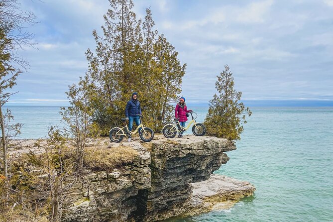 Cave Point and Whitefish Bay Dunes State Park Ebike Rental - Exploring Cave Point and Whitefish Bay Dunes State Park