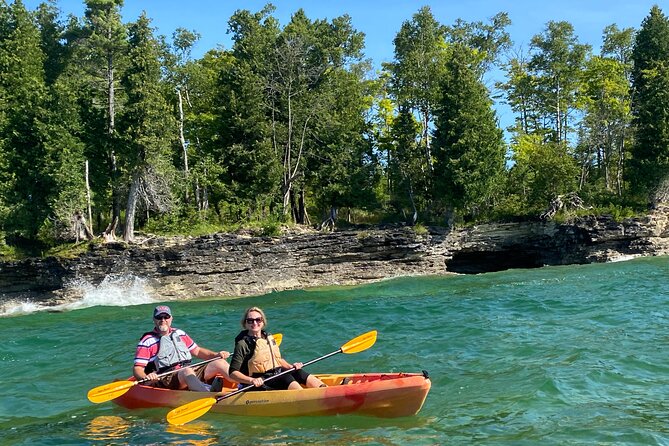 Cave Point Kayak Tour - Meeting and End Points