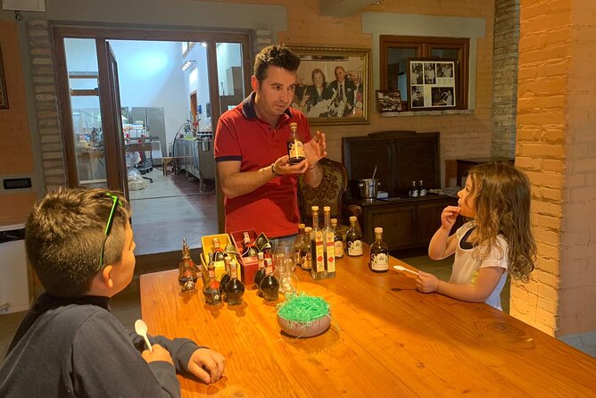 Cavedoni Balsamic Vinegar Tour: The Oldest in Modena - Sampling Regional Delicacies
