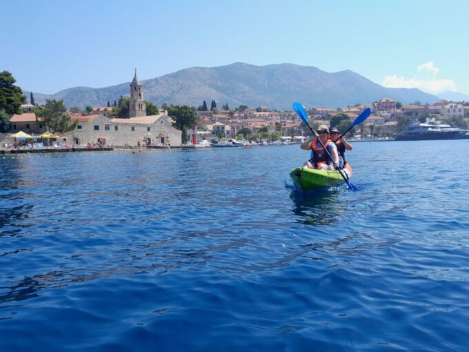 Cavtat: Guided Sea Kayaking Tour - Duration and Group Size
