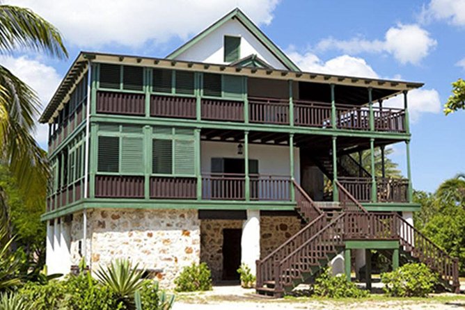 Cayman Crystal Caves & Pedro St James Castle or Botanical Garden - Meeting and Pickup