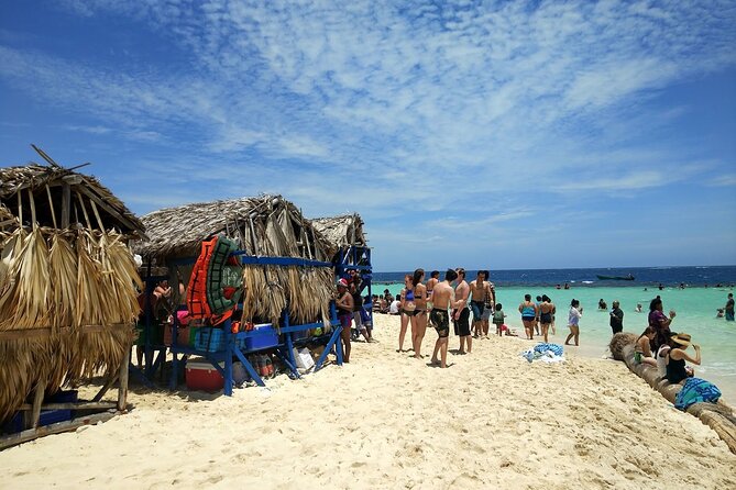 Cayo Arena and Mangroves Tour + Local Pick up and Lunch - Reviews