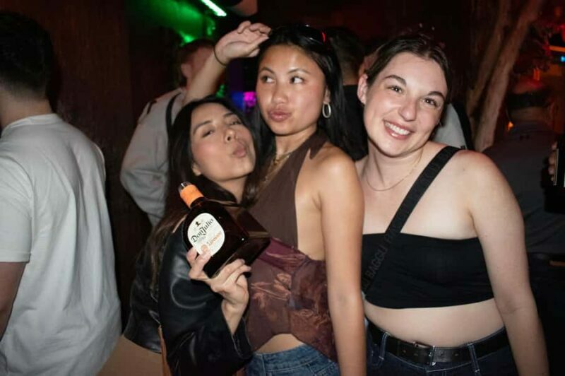 CDMX Pub Crawl: Guided Pub Crawl with Party Games - The Party Continues in Condesa