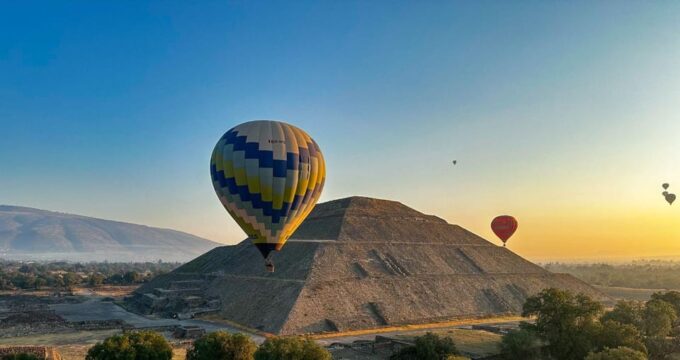 CDMX Teotihuacan Balloon Flight, Breakfast & Pickup & Mezcal - Mezcal Tasting Experience