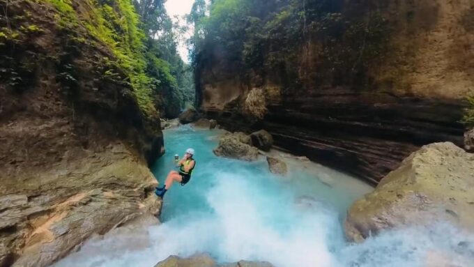 Cebu: Group Tour Kawasan Falls Canyoneering With Ziplining - Customer Ratings and Reviews