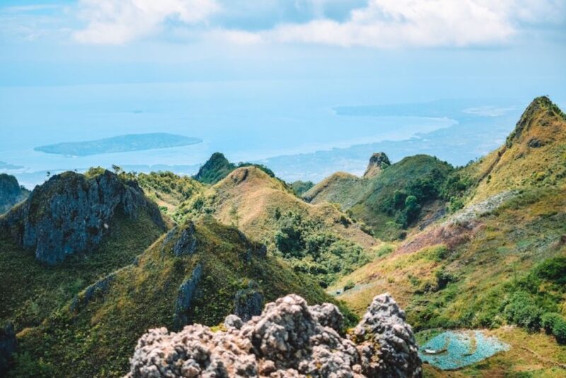 Cebu: Osmeña Peak and Kawasan Falls Canyoneering Day Trip - Exploring Kawasan Falls