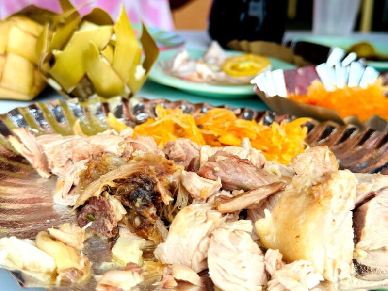 Cebu: Street Food Tour and Historical Sites Adventure - Transportation and Itinerary