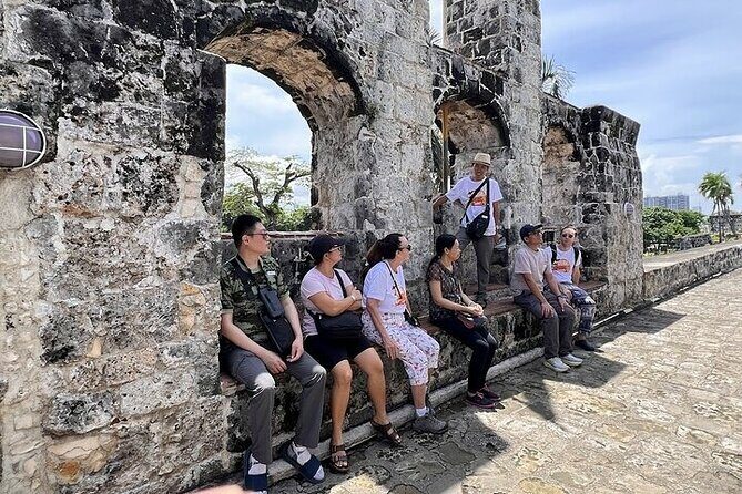 Cebu Walking Tour History, Culture & Local Food Experience - Stop 8: Plaza Hamabar