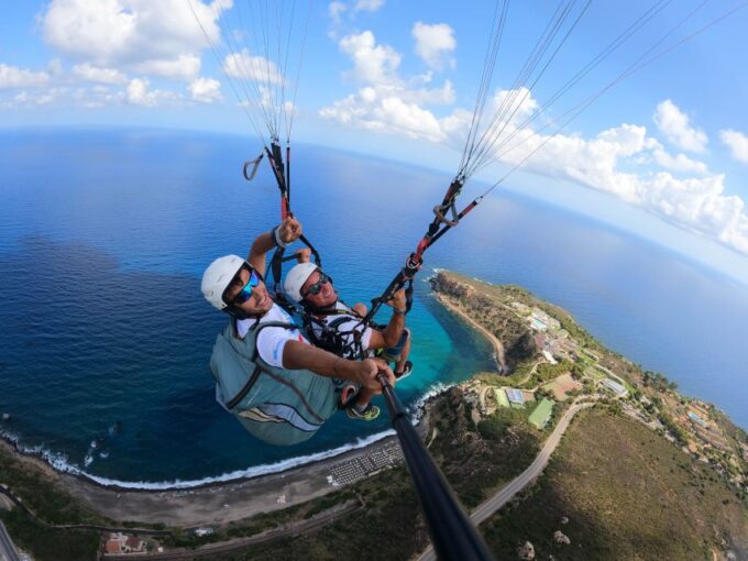 Cefalù: Tandem Paragliding Flight and GoPro12 Video - Customer Ratings