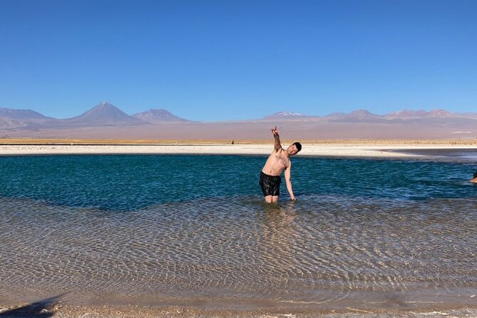 Cejar Lagoon and Ojos Del Salar With Tebinquiche Tour - Health and Age Requirements