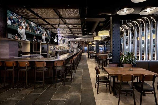 Celebrate New Years in the Heart of Times Square New York City - Inclusions and Amenities
