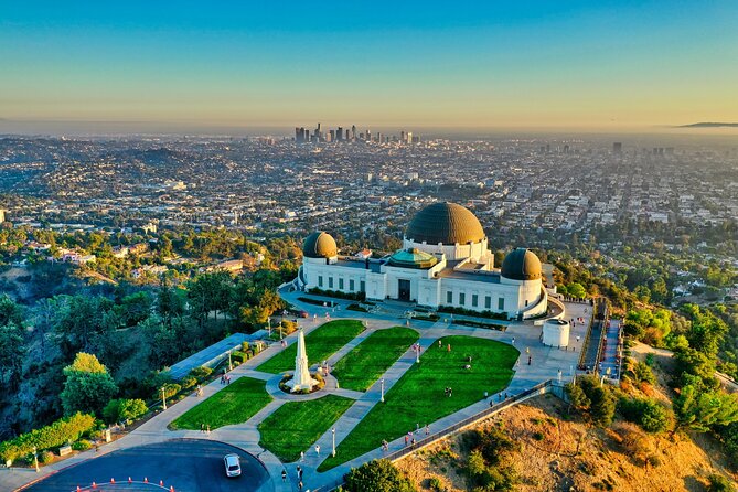 Celebrity Homes Extravaganza: Tour in Los Angeles - Sights and Highlights