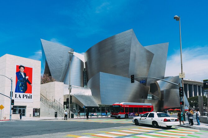 Celebrity Homes Extravaganza: Tour in Los Angeles - Booking and Availability