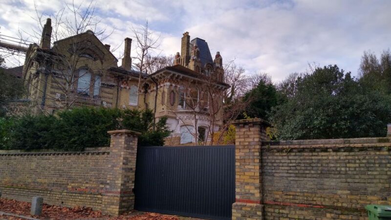 Celebrity Homes Tour of Hampstead - Encounter With Celebrities Homes