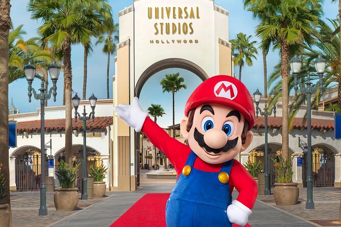 Celebrity Homes Tour & Universal Studios Hollywood + Shuttle - Accessibility and Assistance