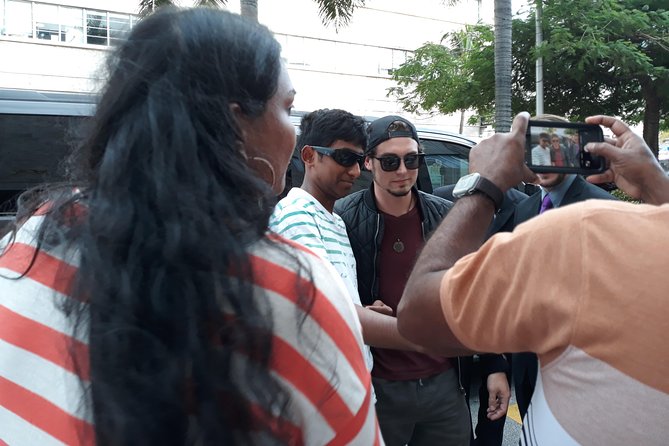 Celebrity VIP Paparazzi Experience (Famous Me Now) - Paparazzi Tactics