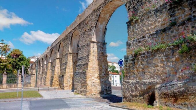 CENTER PORTUGAL: TOUR FD COIMBRA>FATIMA MERCEDES V EXT LONG - Fatimas Neoclassical Sanctuary