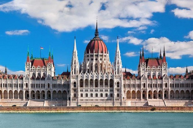 Central and Eastern Europe Highlights 7-Day Tour From Frankfurt - Day 2: Prague to Bratislava