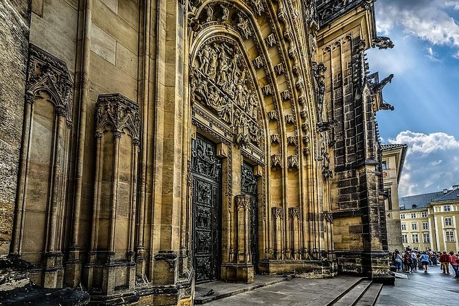 Central and Eastern Europe Highlights 7-Day Tour From Frankfurt - Additional Information