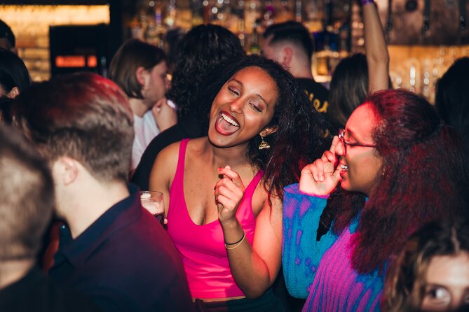 Central London Pub Crawl - Tour Guide Presence