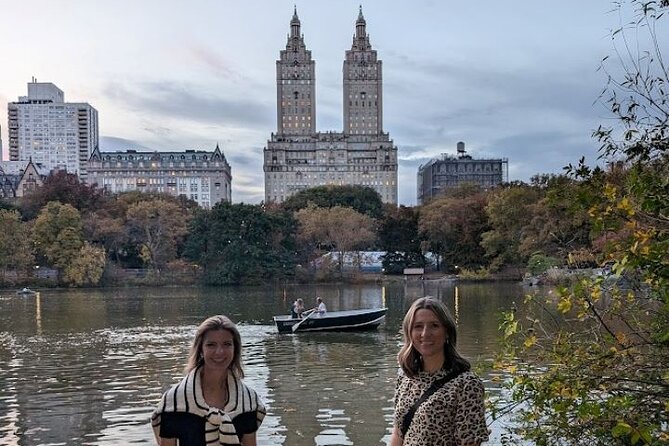 Central Park 2hr Walking Tour Led by Expert Manhattan Residents ! - Engaging Guides