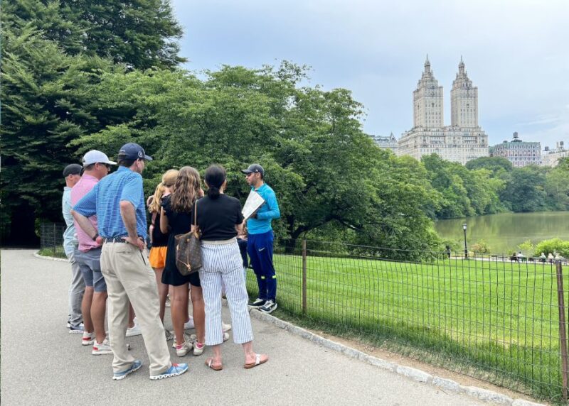 Central Park Guided Walking Tour - Key Points