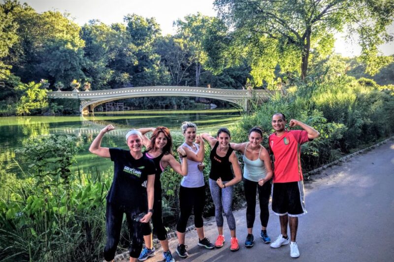 Central Park: Highlights Running Tour - Duration and Distance