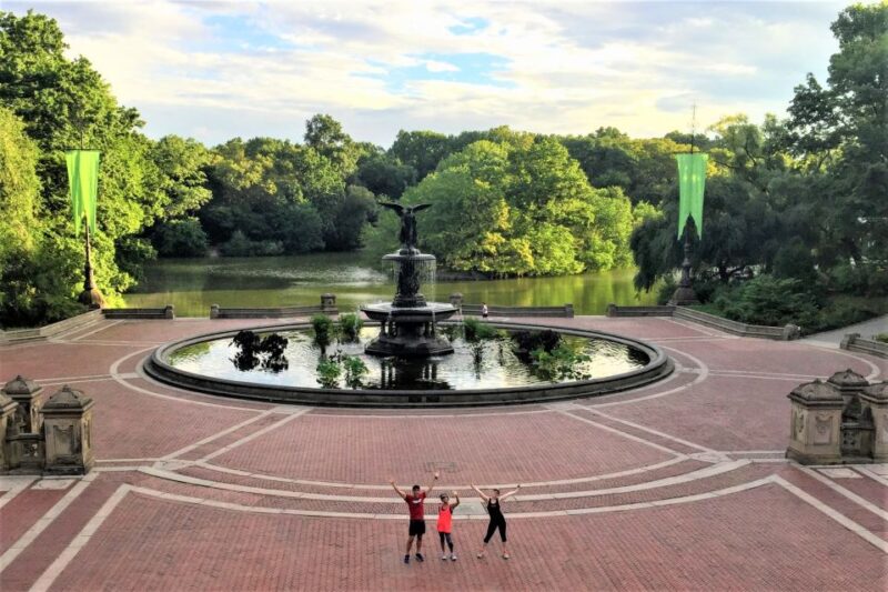Central Park: Highlights Running Tour - Highlights and Landmarks