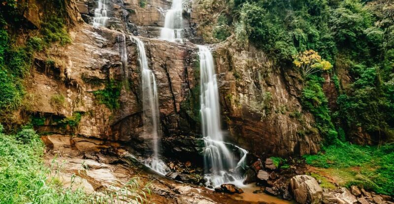 Central Sri Lanka: Ramboda Falls and Tea Factory Tour - Accommodation and Meals