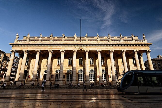 Centre of Bordeaux: Explore 2,000 Years of History on a Self-Guided Audio Tour - Downloading and Using the VoiceMap App