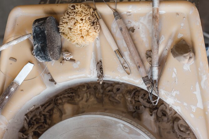Ceramic Studio Ericeira - Gaelle Ceramica - Accessibility and Transportation