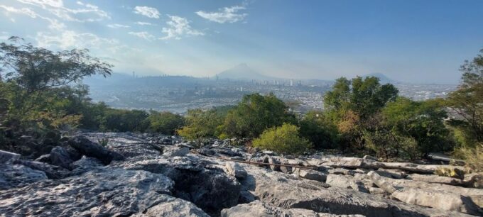 Cerro De La Silla Hiking Tour With Guide and Transfer - Memorable Photography Opportunities