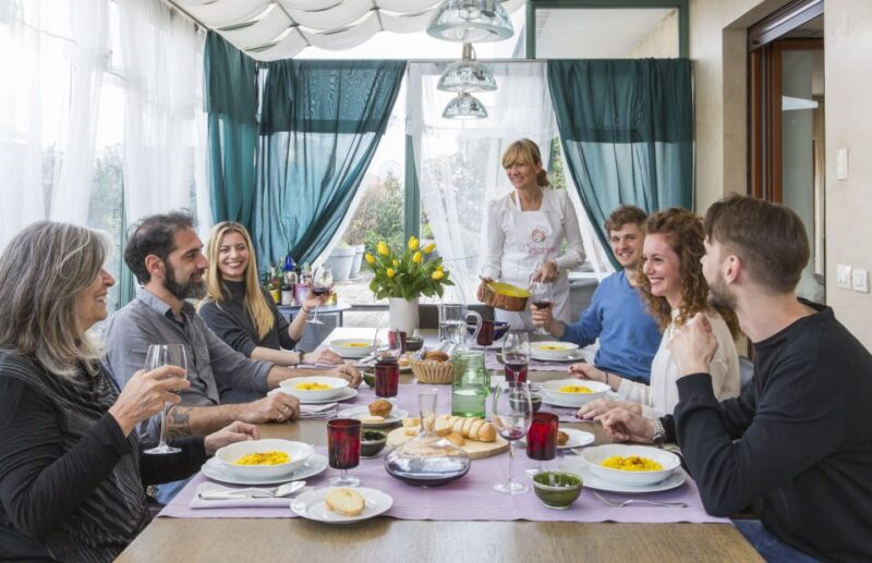 Cervia: Dining Experience at a Locals Home - Interaction and Community Connection