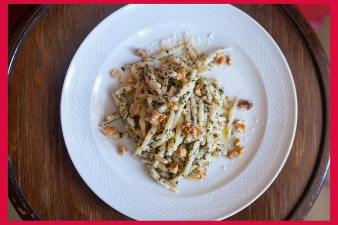 Cesarine: Dining & Cooking Demo at Locals Home in La Spezia - Cooking Demonstration by Local Host