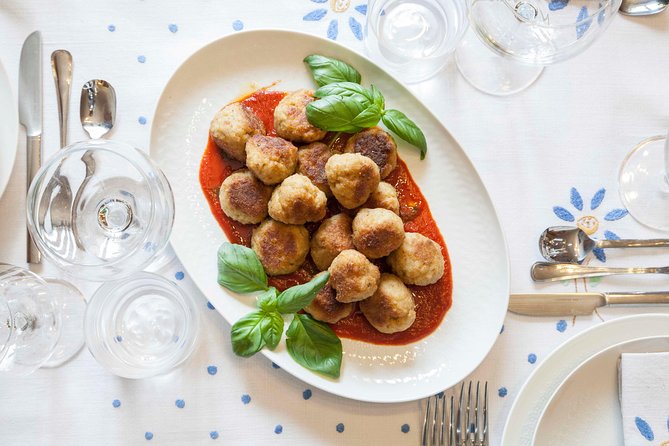 Cesarine: Dining & Cooking Demo at Locals Home in Naples - Guest Feedback and Ratings