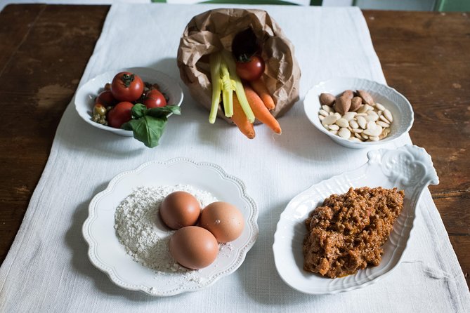 Cesarine: Home Cooking Class & Meal With a Local in La Spezia - Discovering Local Beverages
