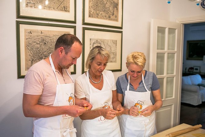Cesarine: Home Cooking Class & Meal With a Local in Siena - Class Details and Menu
