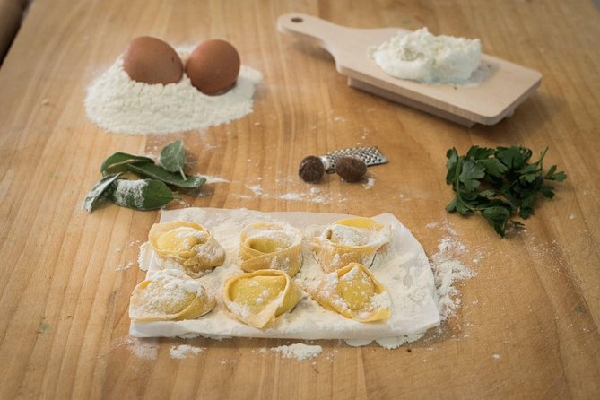 Cesarine: Market Tour & Cooking Class at Locals Home in Bologna - Participant Reviews