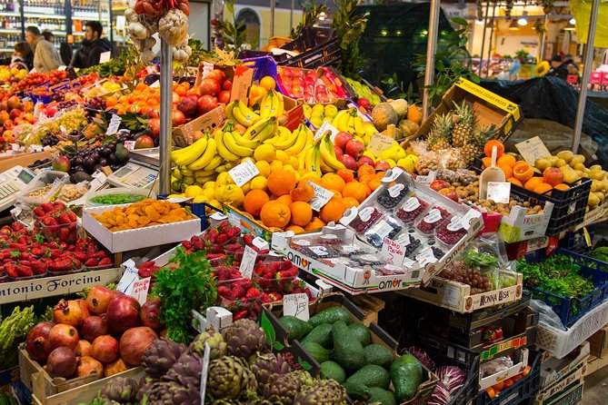 Cesarine: Market Tour & Cooking Class at Locals Home in Milan - Market Visit and Shopping