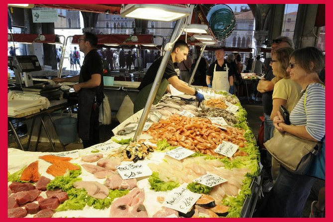 Cesarine: Market Tour & Home Cooking Class in Catania - Logistics and Meeting Details